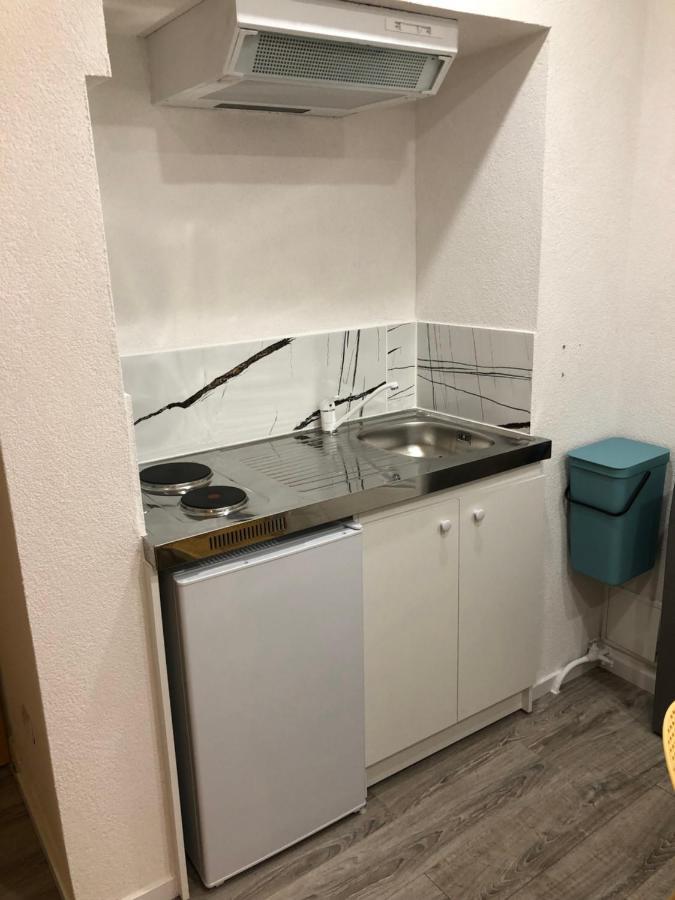 Chez Julien: Appartement Confort Plein Centre Luneville Bagian luar foto