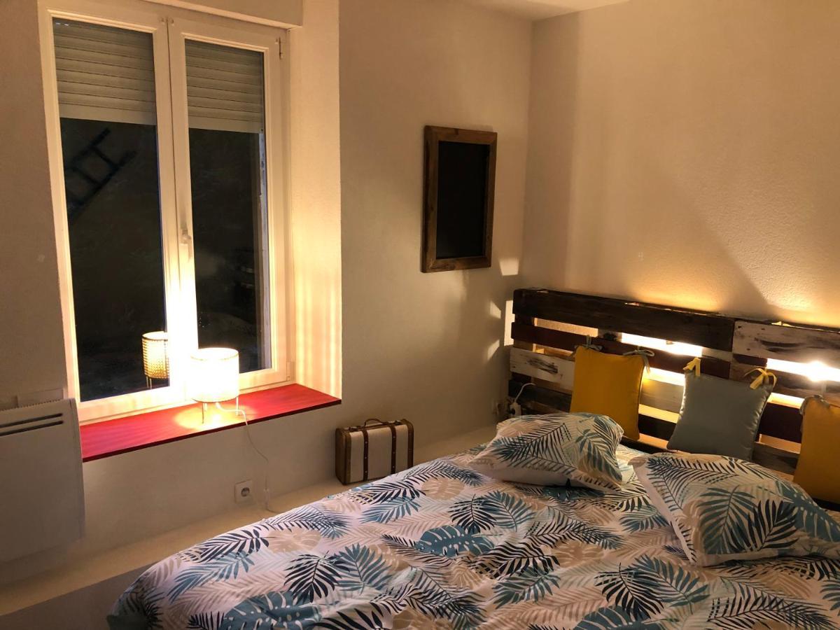 Chez Julien: Appartement Confort Plein Centre Luneville Bagian luar foto